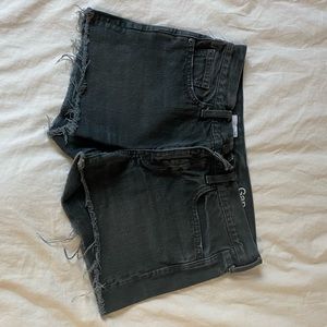 Gap Black Jean Short Cut Offs
